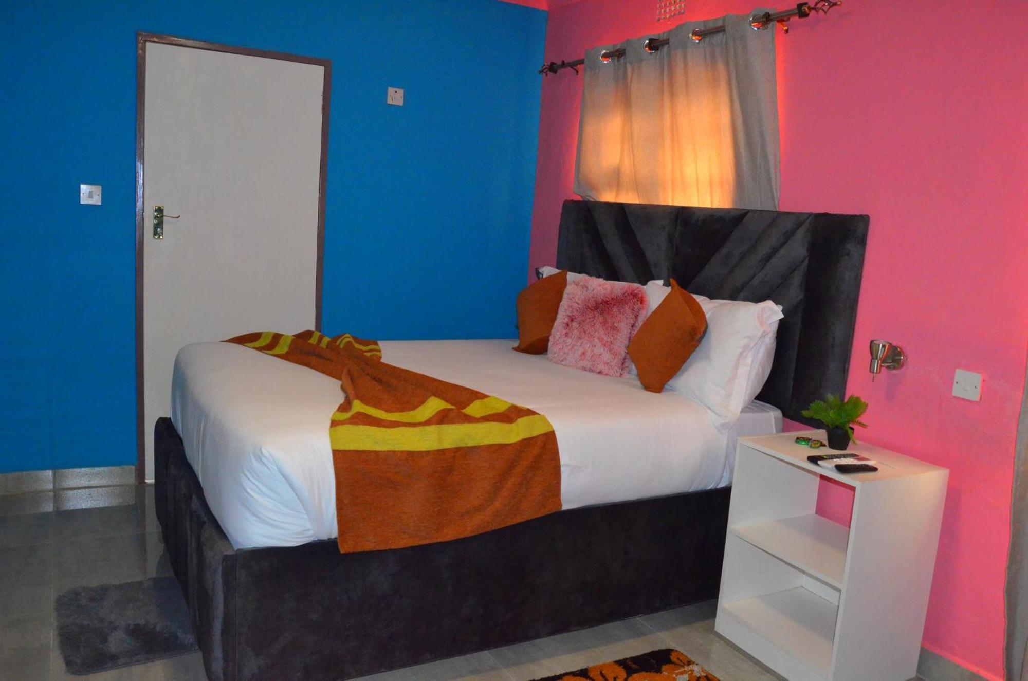 Chobe Kulotu Guest House 카사네 외부 사진